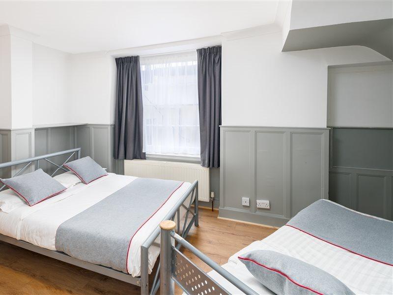 Oyo Kings Hotel Лондон Экстерьер фото
