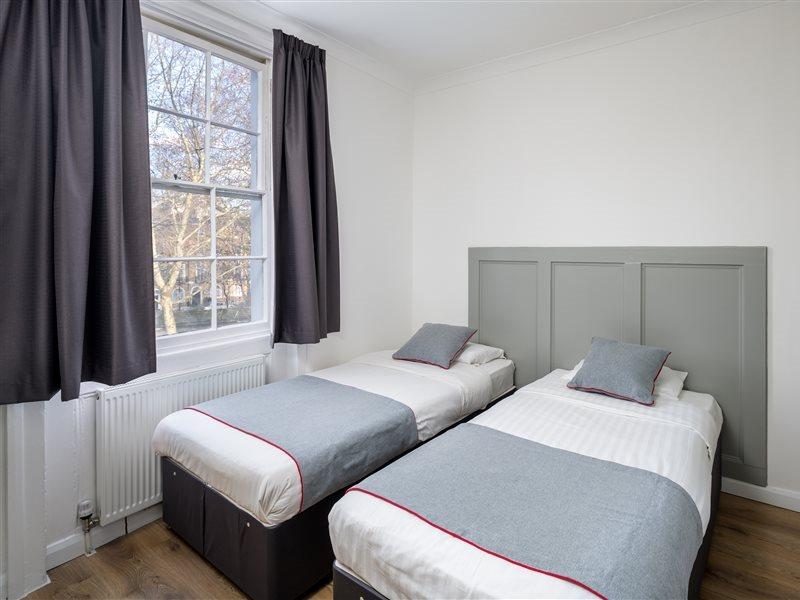 Oyo Kings Hotel Лондон Экстерьер фото