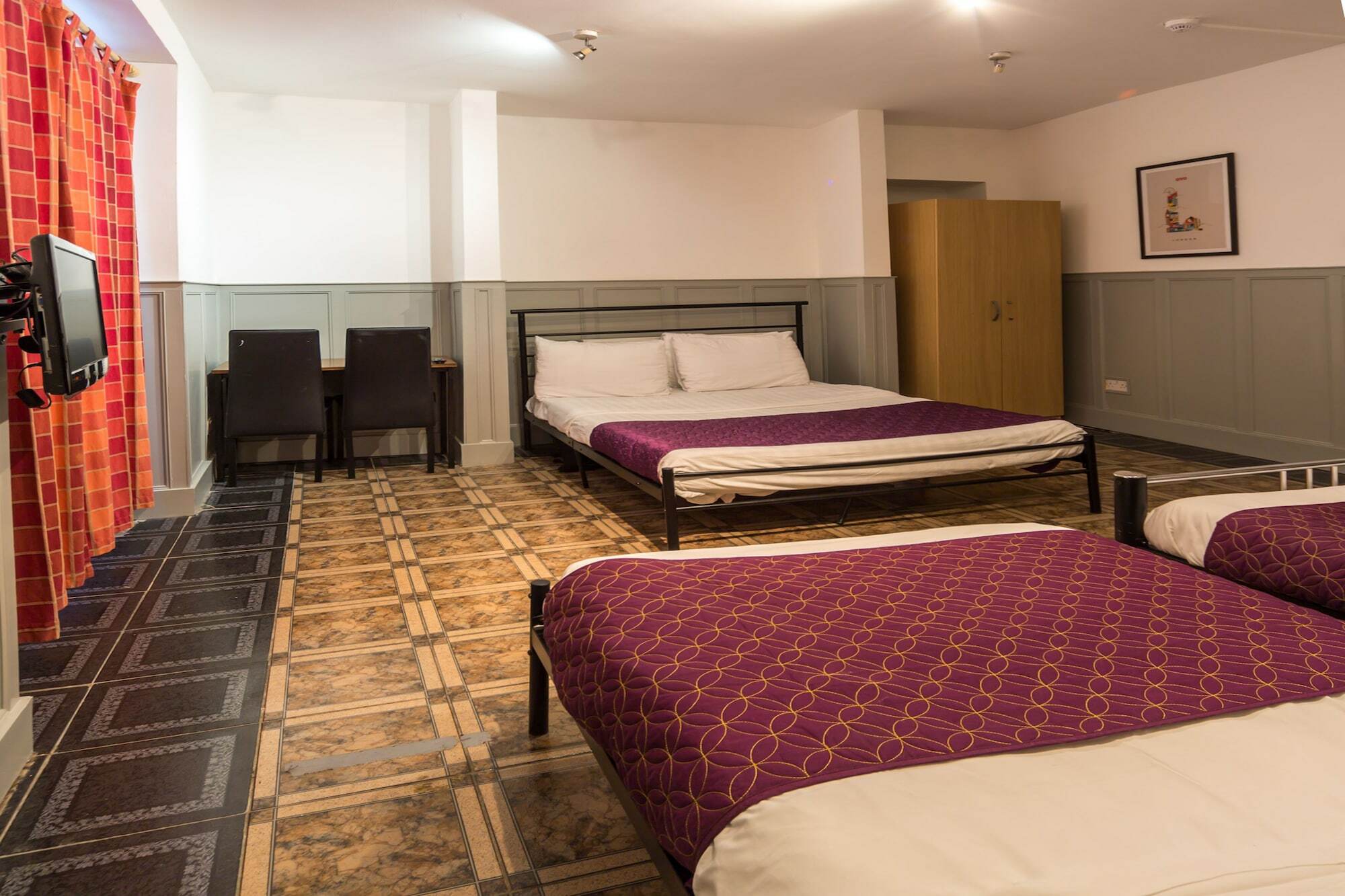 Oyo Kings Hotel Лондон Экстерьер фото