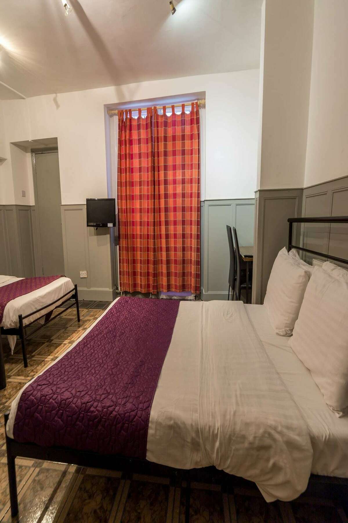 Oyo Kings Hotel Лондон Экстерьер фото